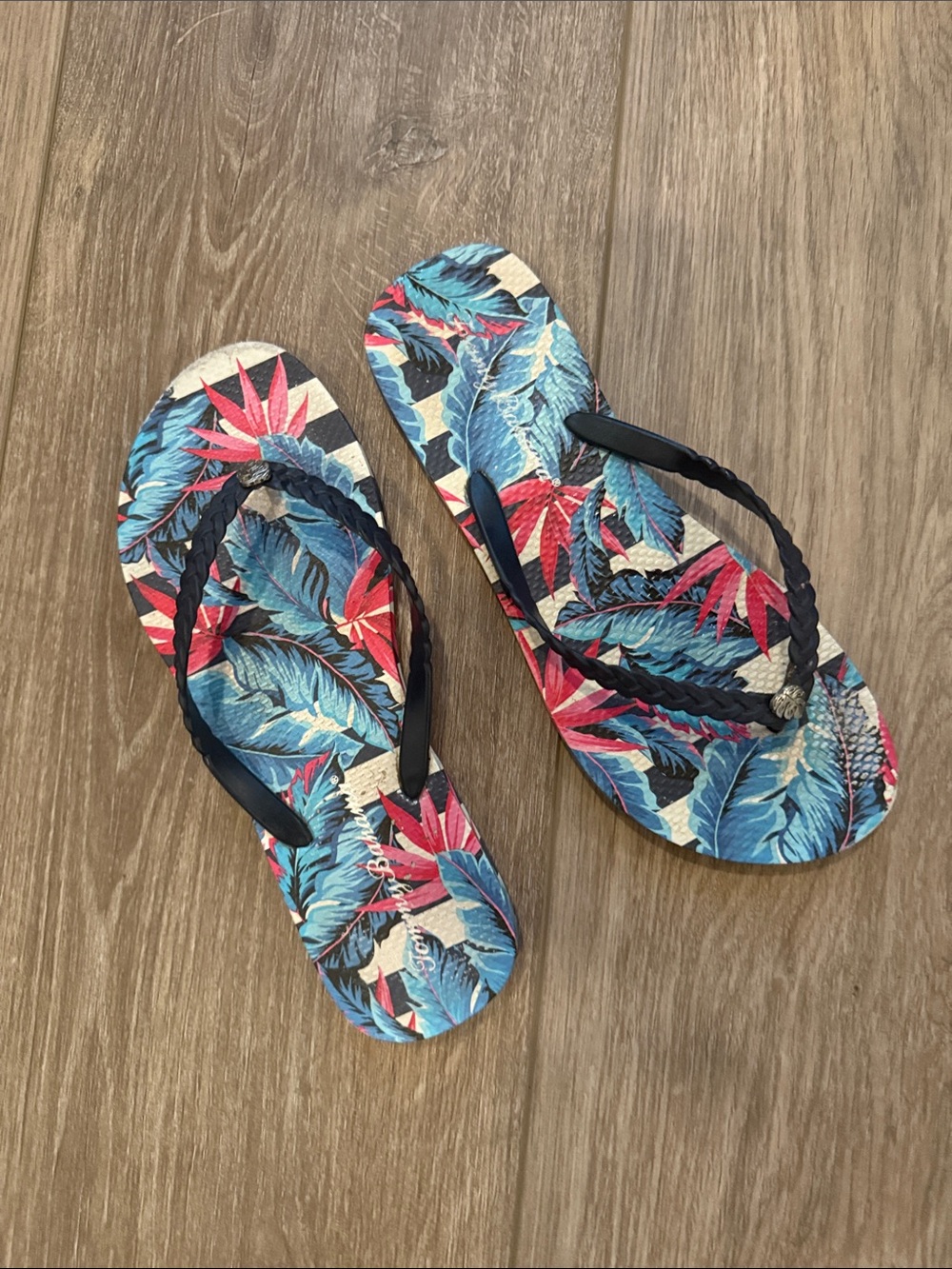 Tommy Bahama Women’s Tropical Print Flip Flops - Navy & Pinkness / Sz 8 - Picture 4 of 4
